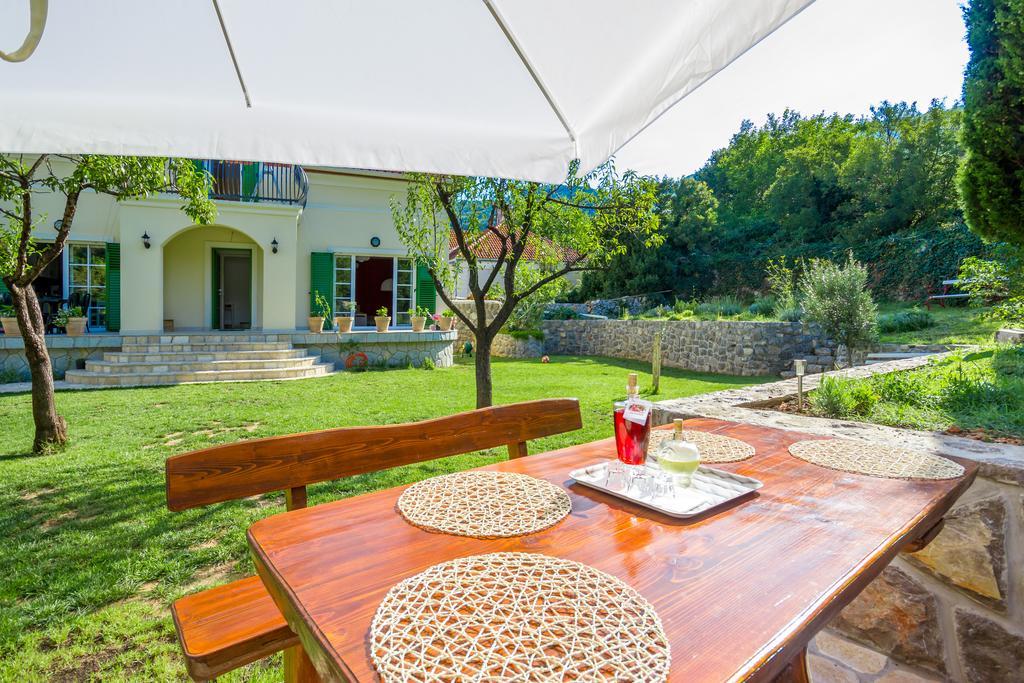 Apartment Barbina Kastelina Свети-Юрай Номер фото